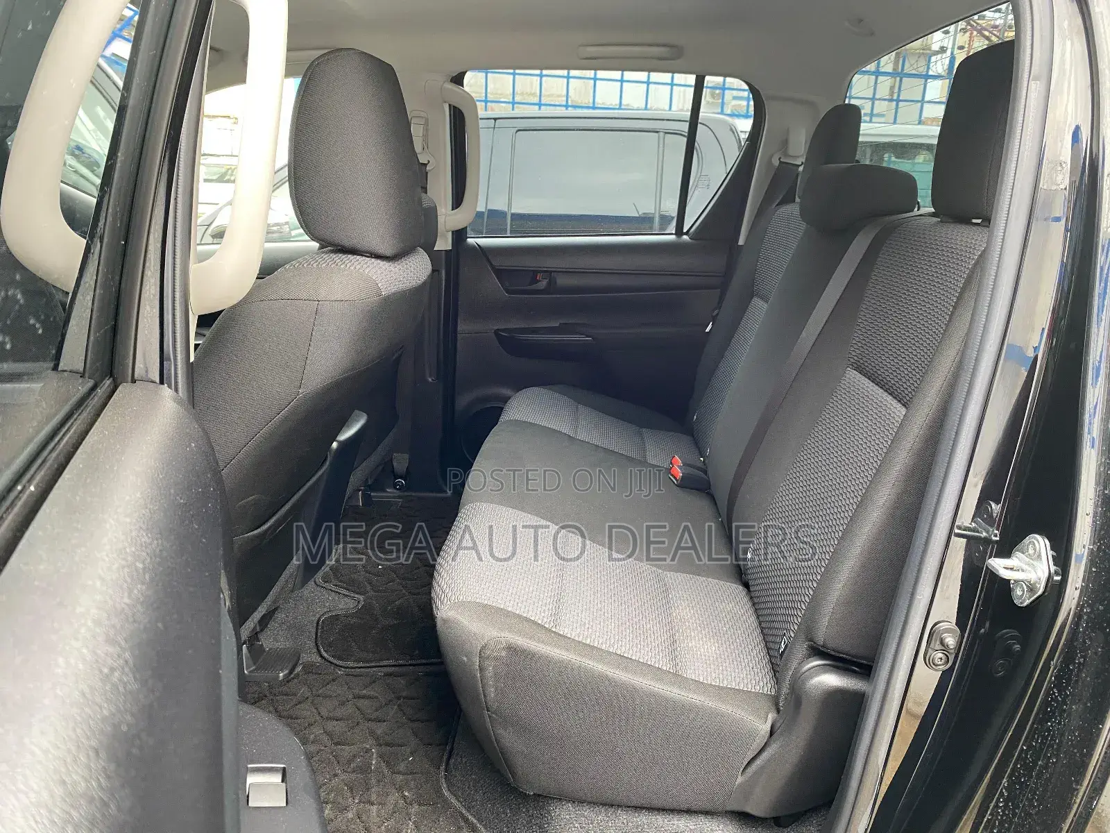 Toyota Hilux 2019 Black