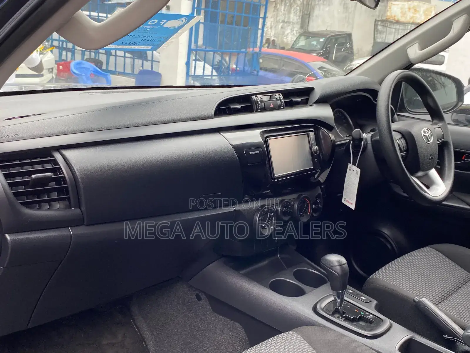 Toyota Hilux 2019 Black