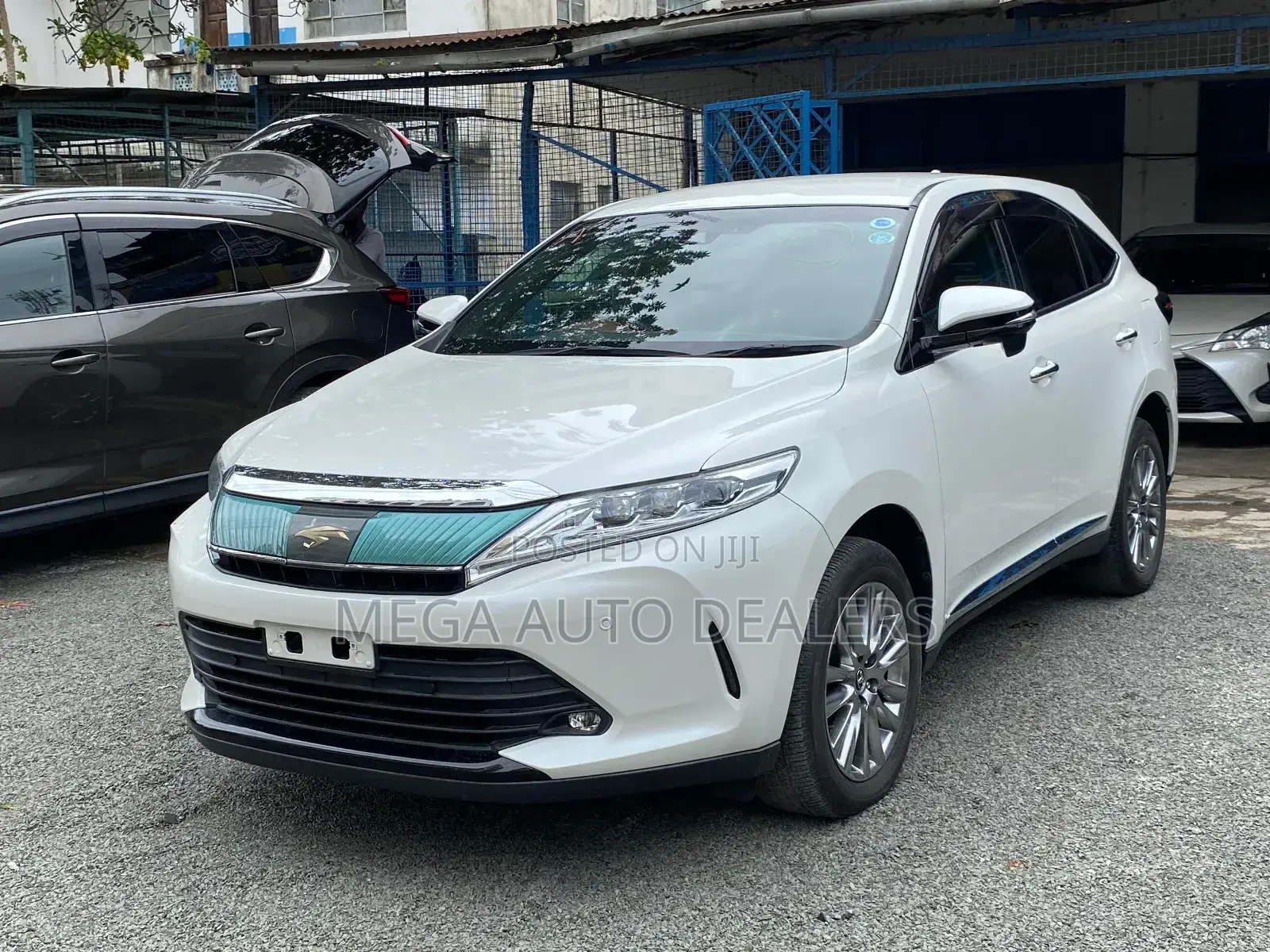 Toyota Harrier 2018 White