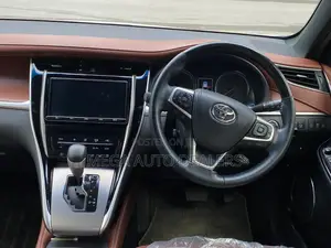 Toyota Harrier 2018 White