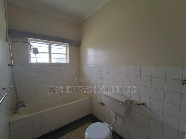 4bdrm Bungalow in Ridgeways for rent - thumbnail 11