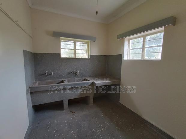4bdrm Bungalow in Ridgeways for rent - thumbnail 16