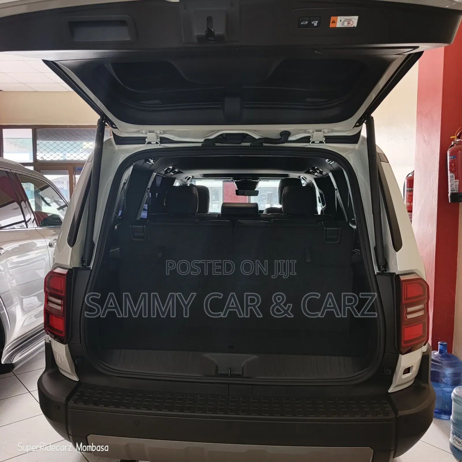 Toyota Land Cruiser 2024 White