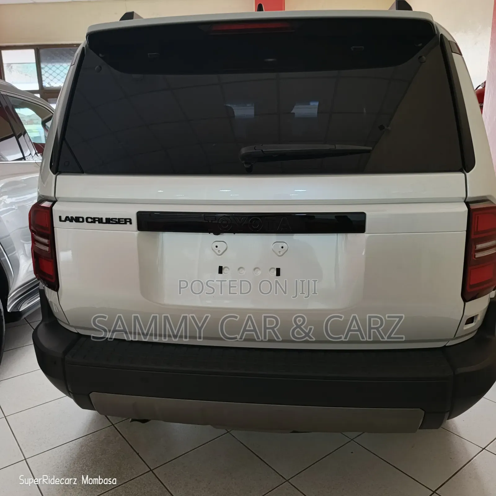 Toyota Land Cruiser 2024 White
