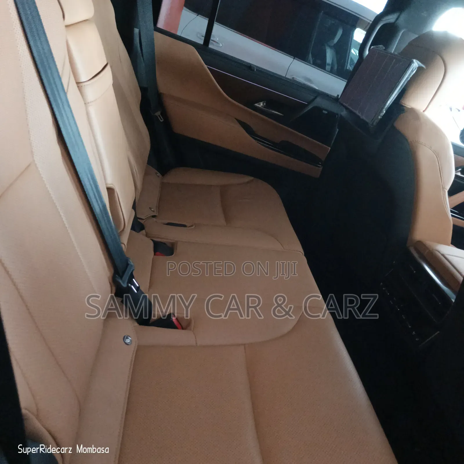 Lexus LX 2023 Gray