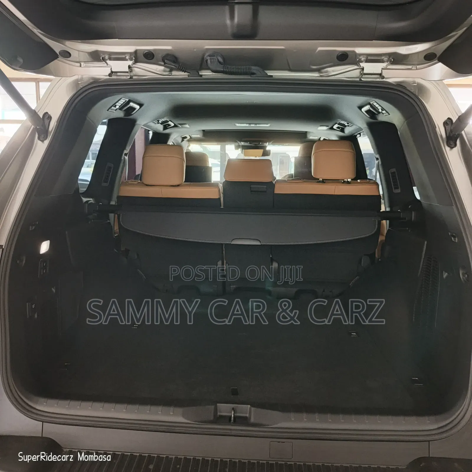 Lexus LX 2023 Gray