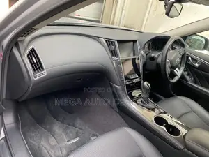 Nissan Skyline 2018 Gray