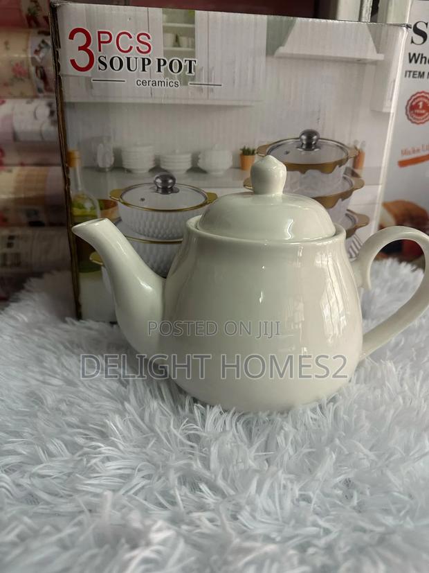 Ceramic Tea Pot_jim - main view