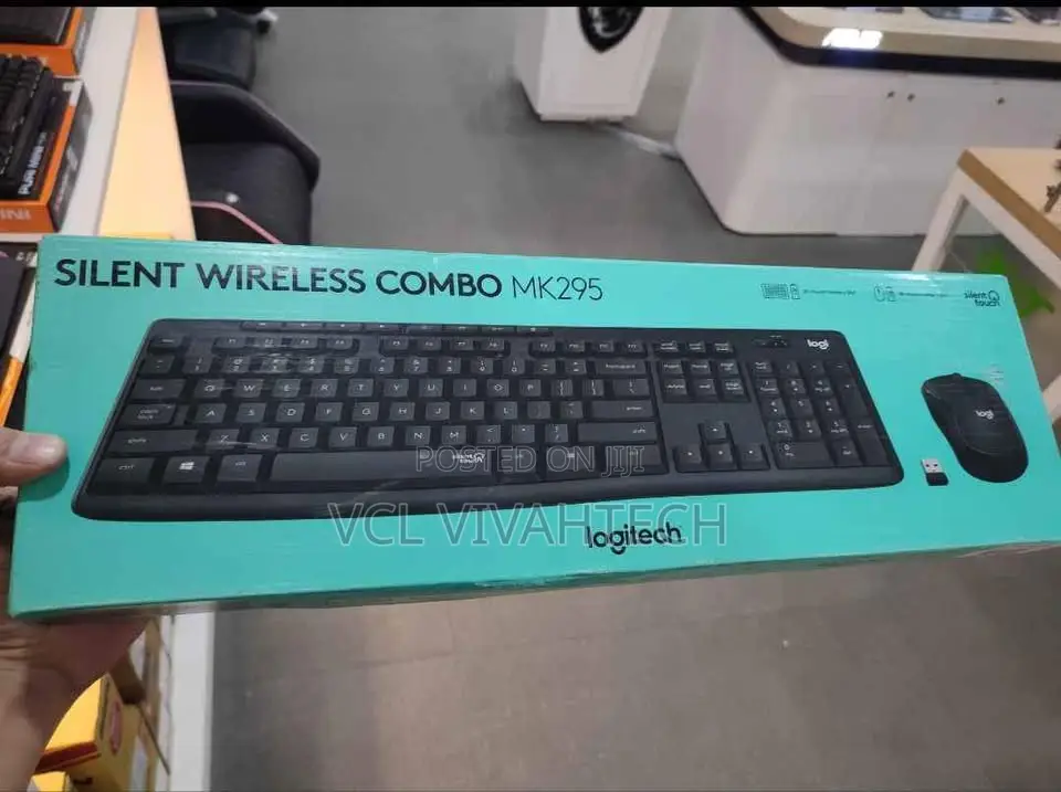 Logitech Mk295 Keyboard and Mouse