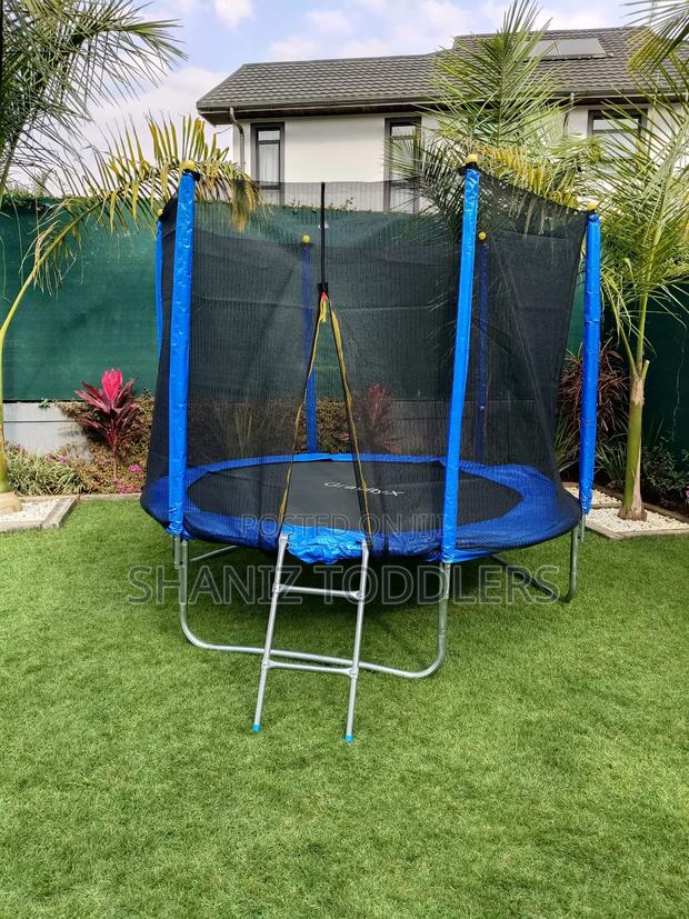Indoor / Outdoor 8ft Trampoline for Kids