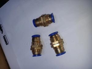 Pneumatic Bulkhead Union 16mm - thumbnail 2