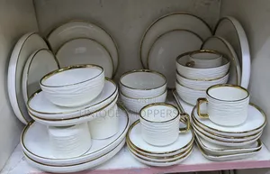Elegant European Porcelain Dinner Set
32pcs Dinner Set