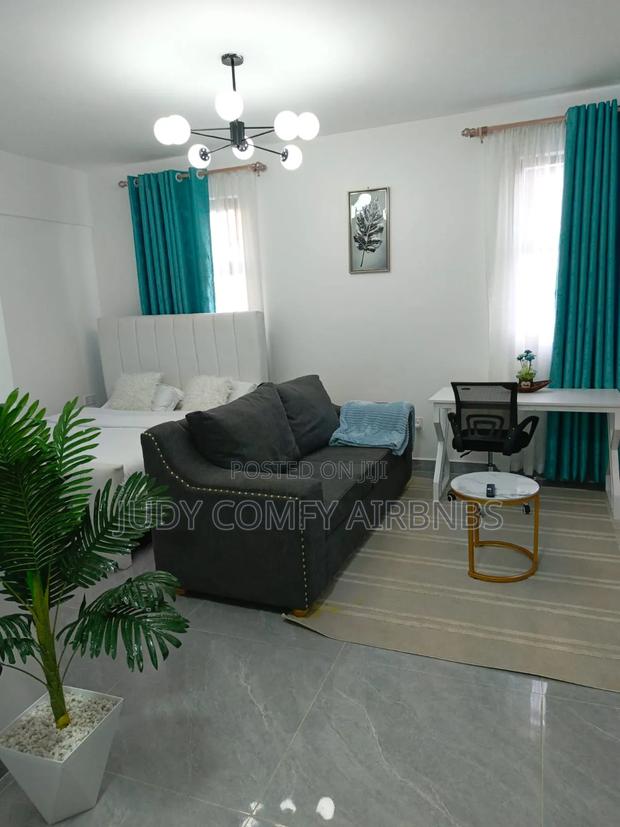 Studio Airbnb at Parklands Nairobi - thumbnail 5