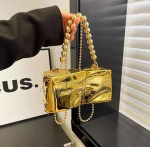 New Clutch Bag Functions - thumbnail 2