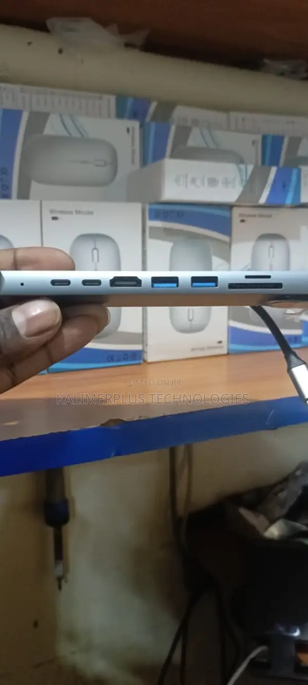 Usb C to HDTV 8 in 1 Usb Hub