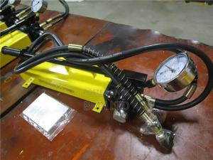 Hydraulic Pump Foot Operated for Portable Press Units - thumbnail 3