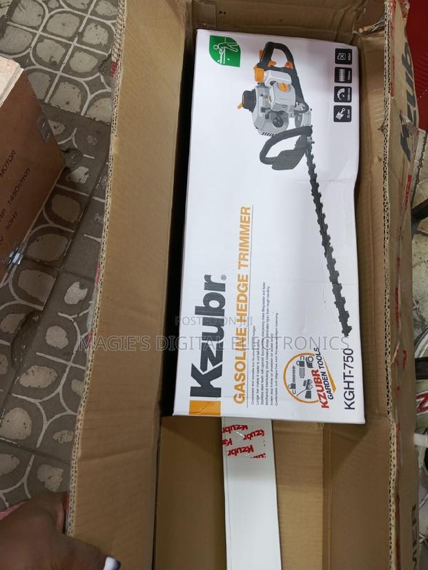 Most Appropriate Kzubr Petrol Hedge Trimmer Machine