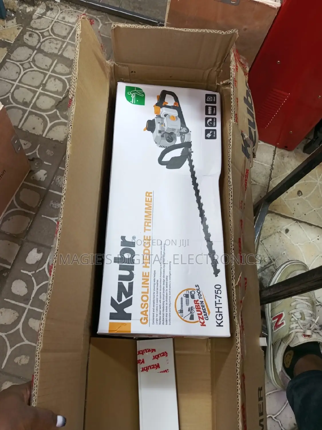 Well Performing Kzubr Petrol Hedge Trimmer Machine