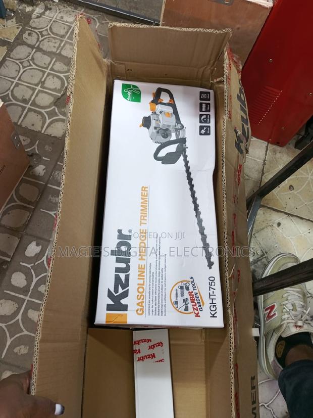 Well Performing Kzubr Petrol Hedge Trimmer Machine