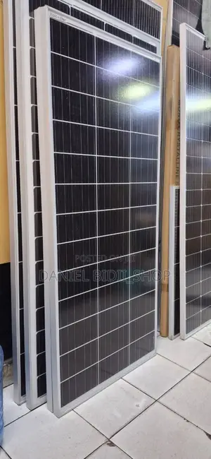 Green Energy Monocrystalline Solar 300watts 24v