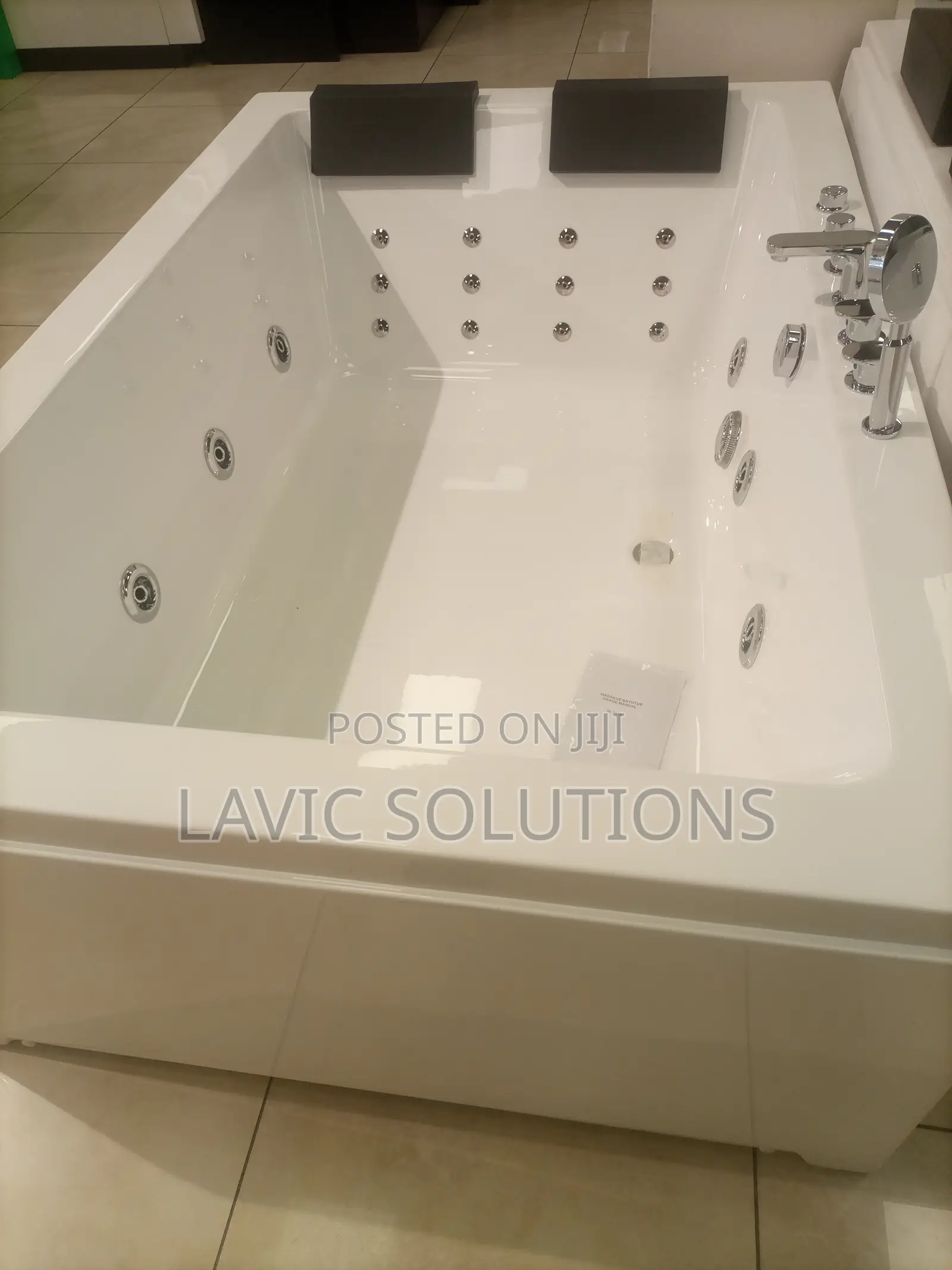 Modern Jaccuzzi
