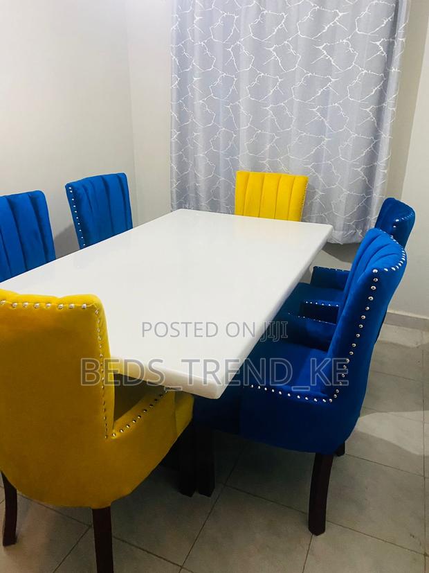 Seamless 6 Seater Dining Set