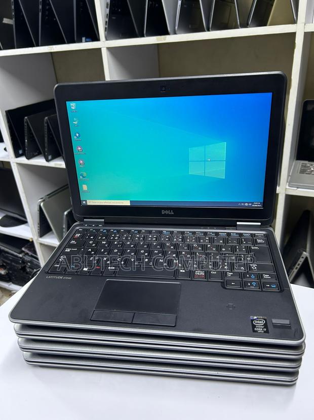 Laptop Dell Latitude E7240 8GB Intel Core I7 SSD 256GB - main view