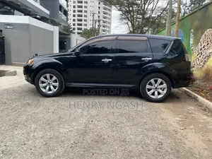 Mitsubishi Outlander 2010 Black