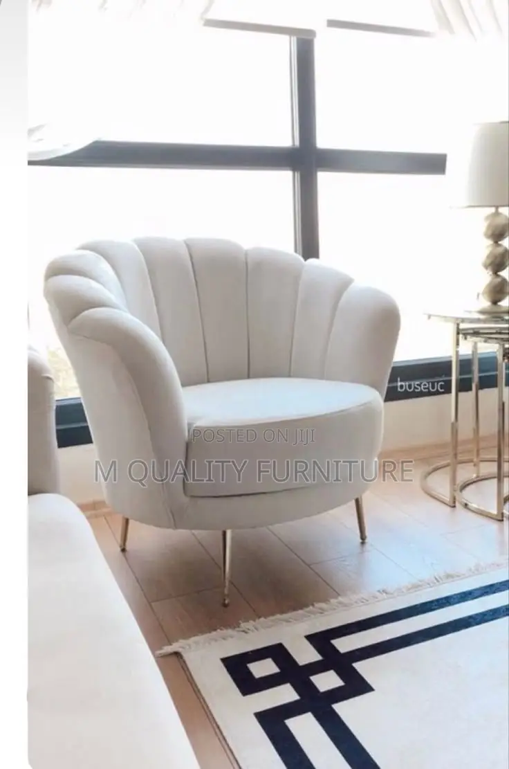 Experience Relaxation With Pure White Queen Chair