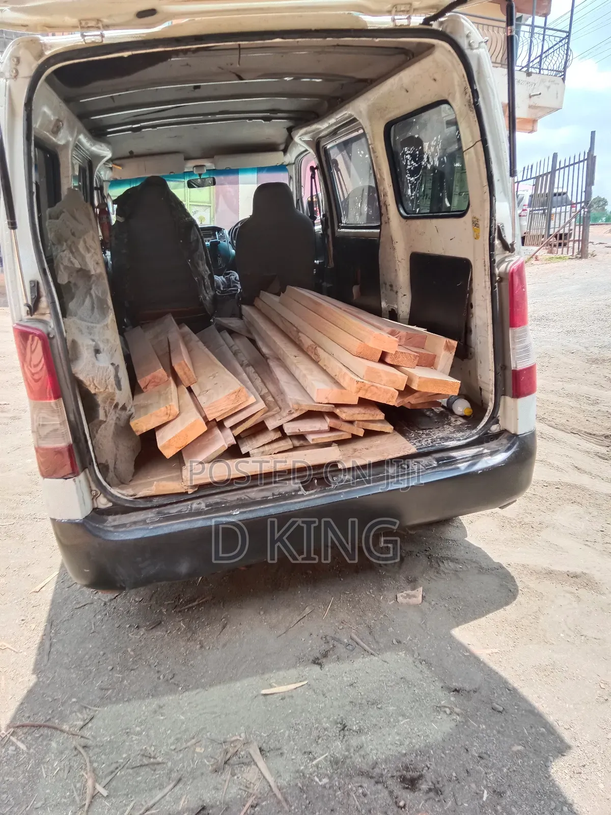 Cargo/Goods Transport Vans for Hire