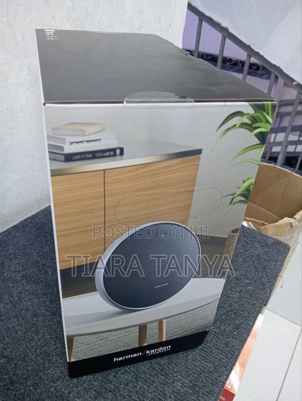 Harman Kardon Onyx Studio 9 Portable Bluetooth Speaker - thumbnail 3