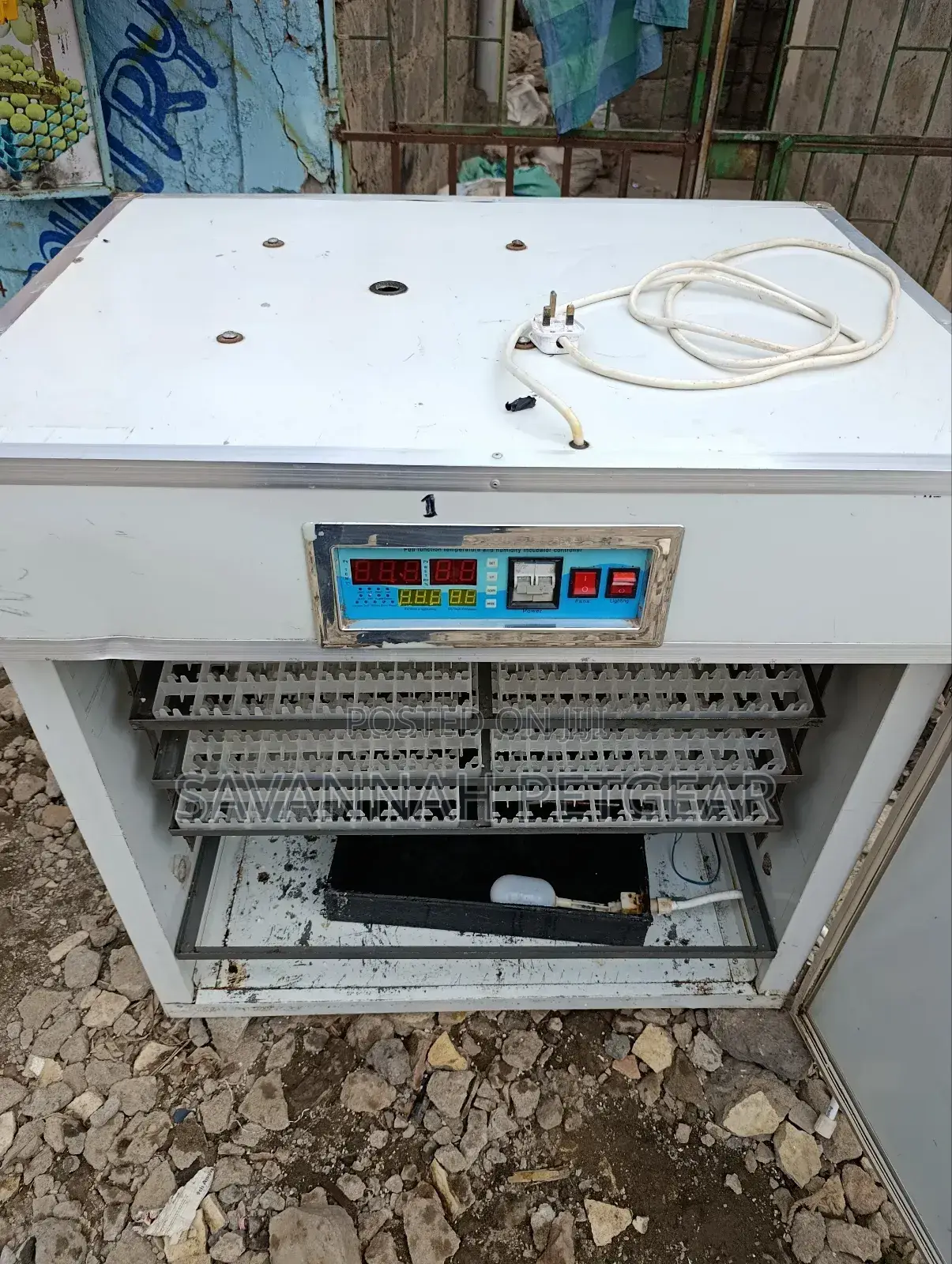 Used in Good Condition 528eggs Fully Automatic Egg Incubator