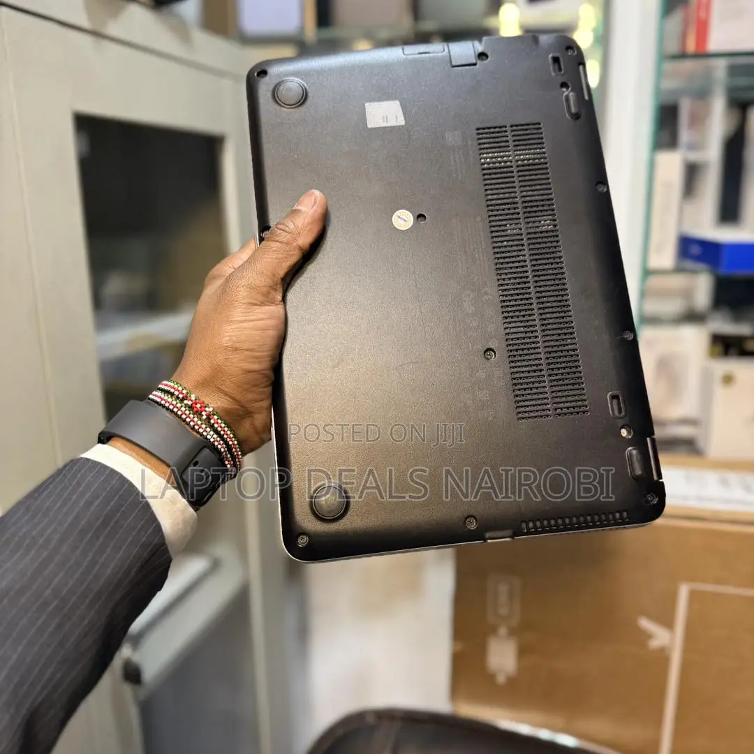 Laptop HP EliteBook 820 G3 8GB Intel Core i5 SSD 256GB