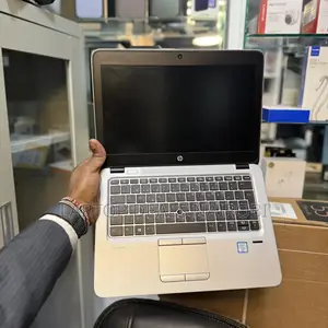 Laptop HP EliteBook 820 G3 8GB Intel Core i5 SSD 256GB