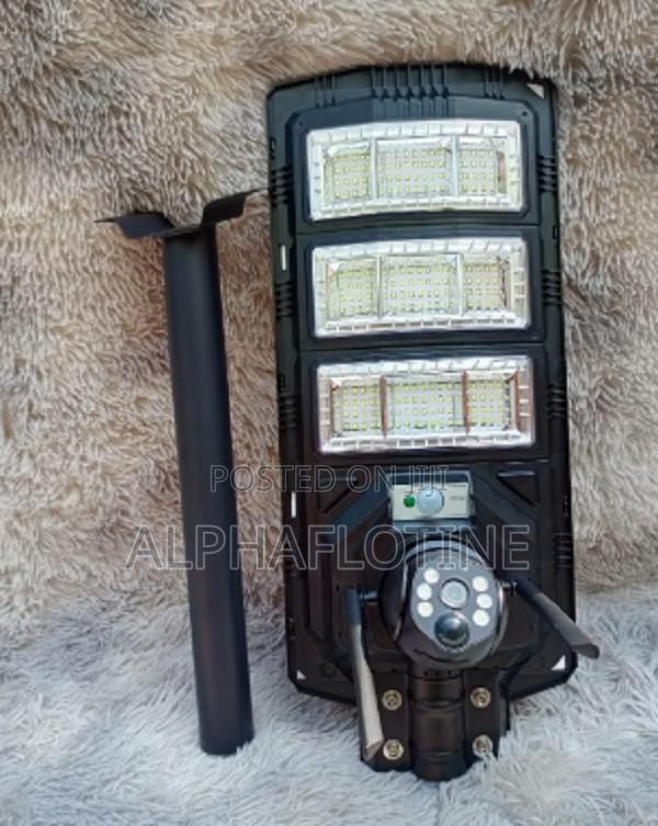 450w Ai Solar Camera Street Light 2-in-1 Security Lighting - main view