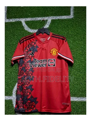 Manchester United Red Roses Concept Kit.