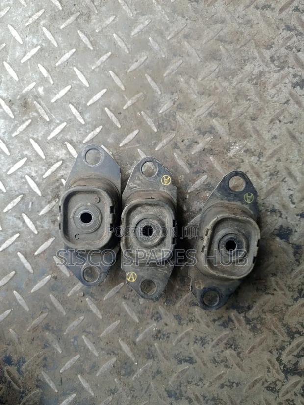 Gear Box Mountings Tiida - thumbnail 2