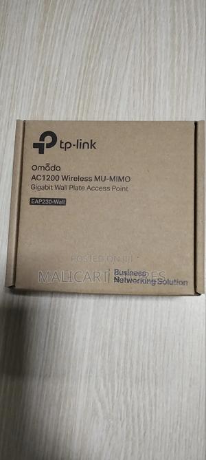 Tp-Link Omada Ac1200 Mu-Mimo Gigabit Wallplate Access Point - thumbnail 2