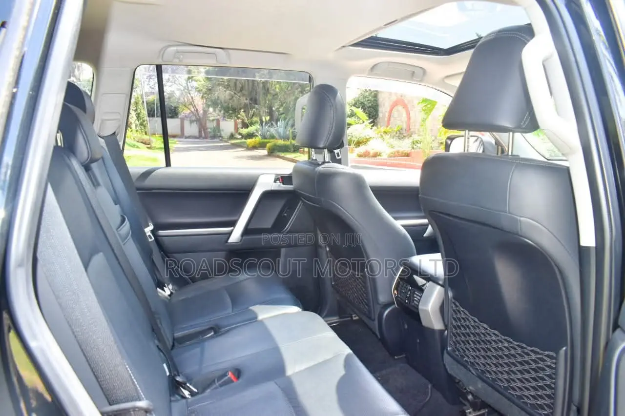 Toyota Land Cruiser Prado 2019 Black