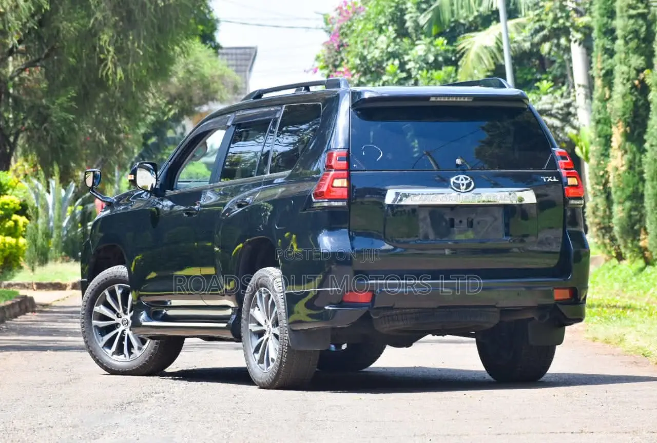 Toyota Land Cruiser Prado 2019 Black