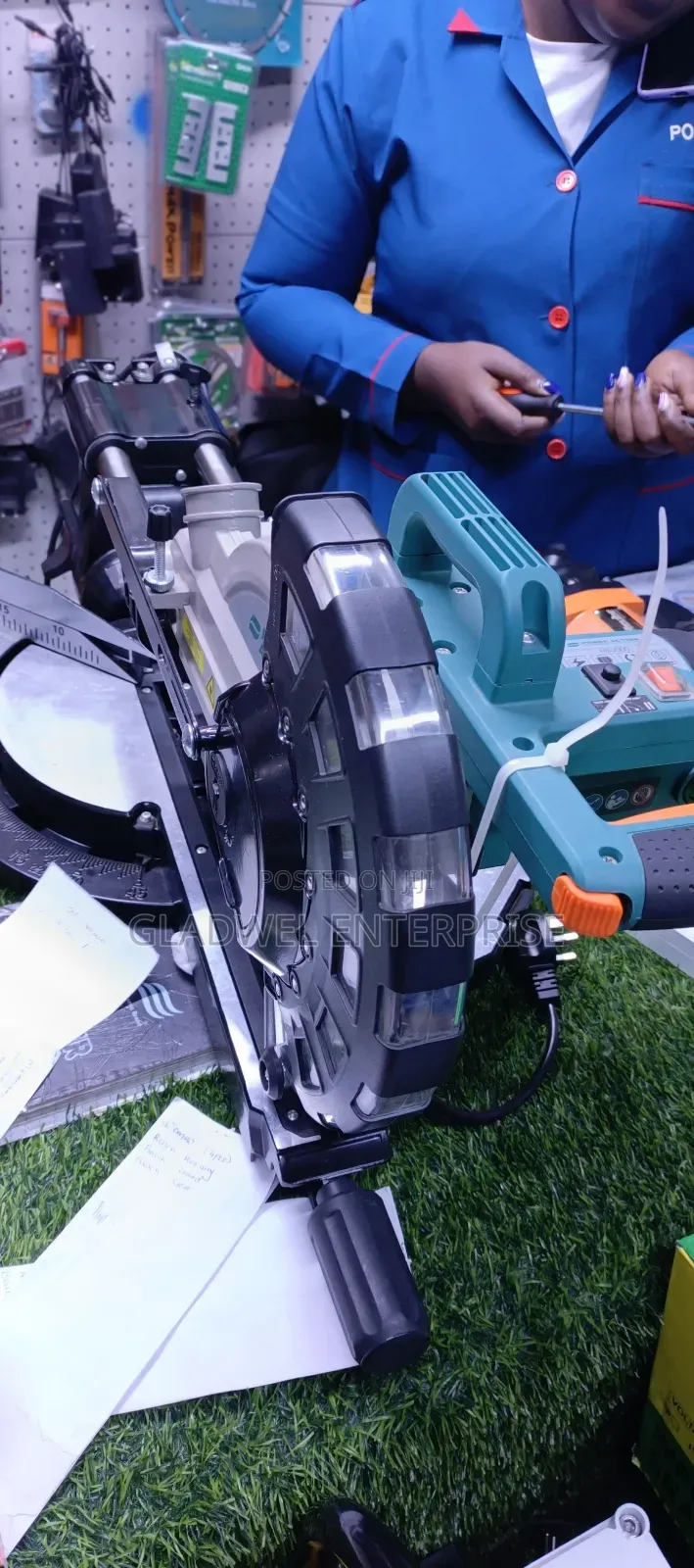 Power Action Sliding Miter Saw 10inch 2000watts