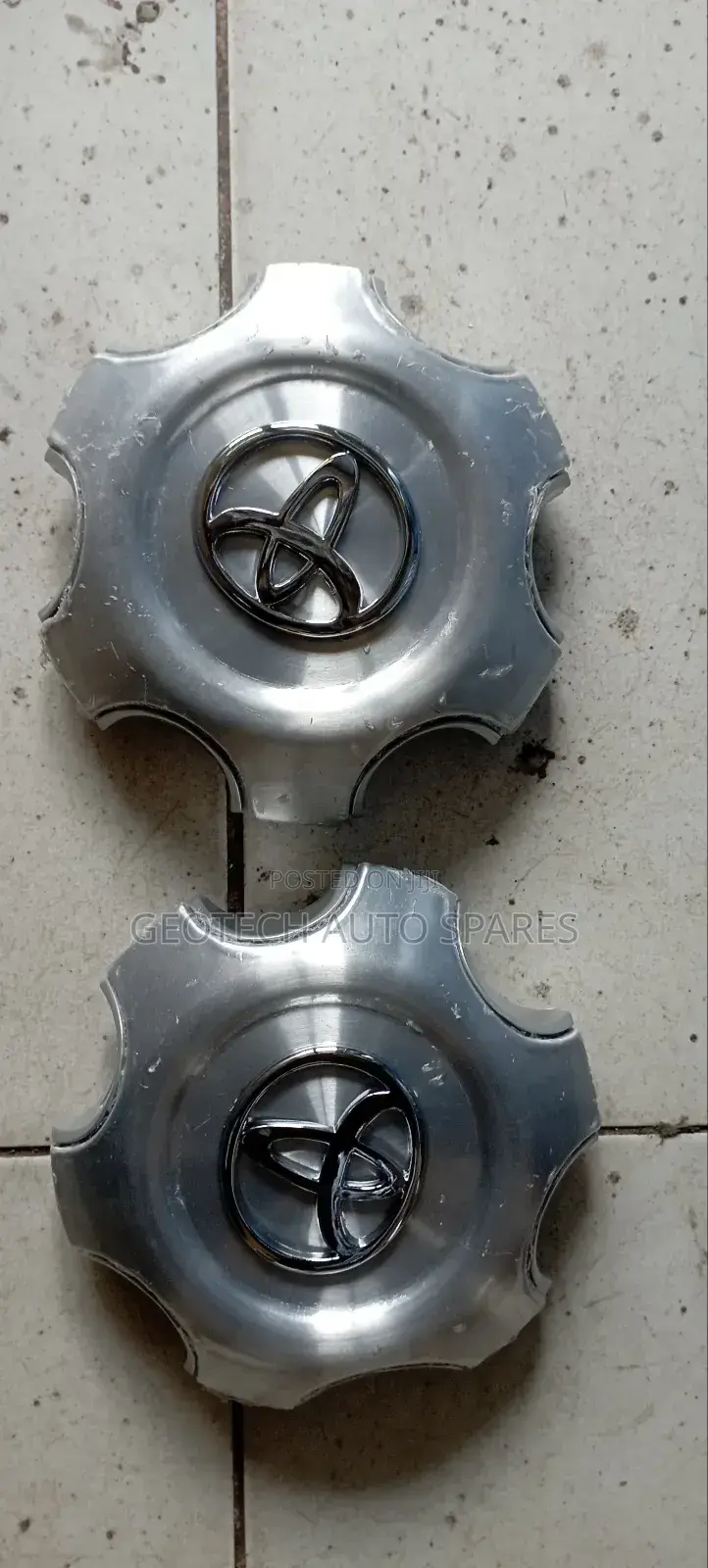 Prado 120 Wheel Caps