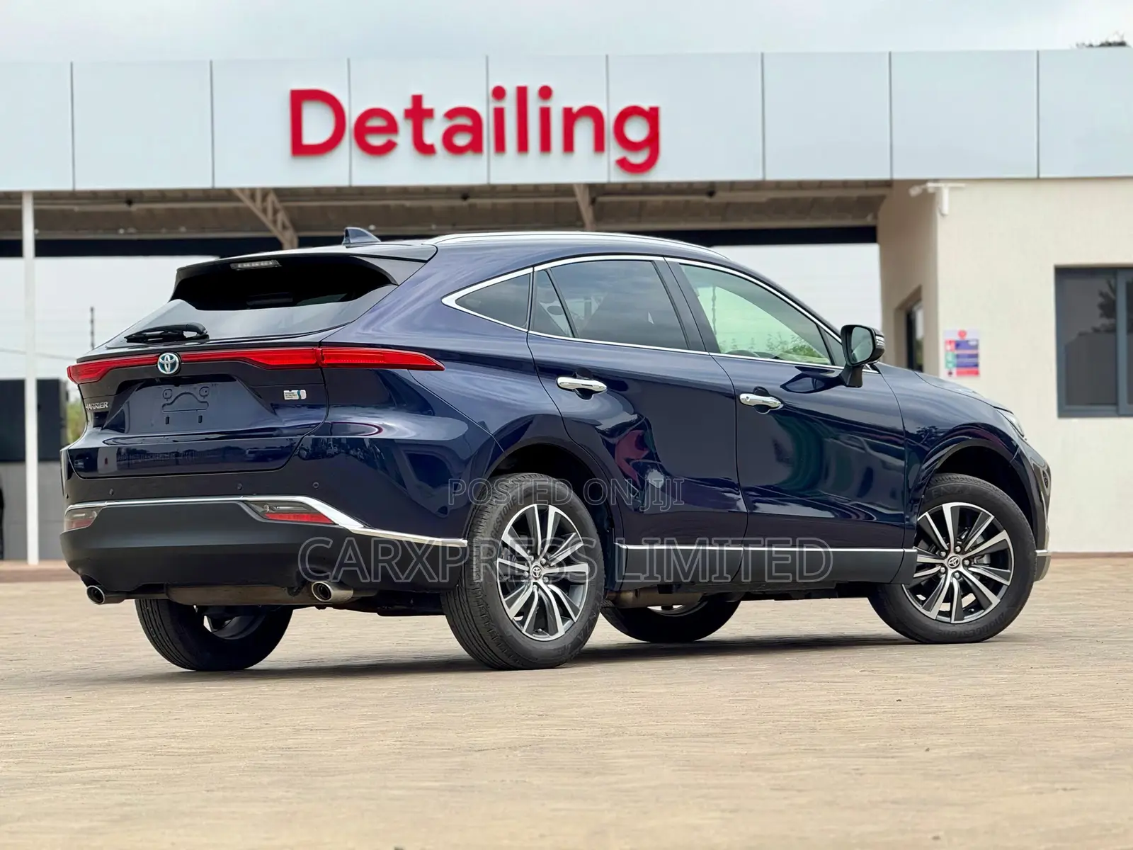 Toyota Harrier 2020 Blue