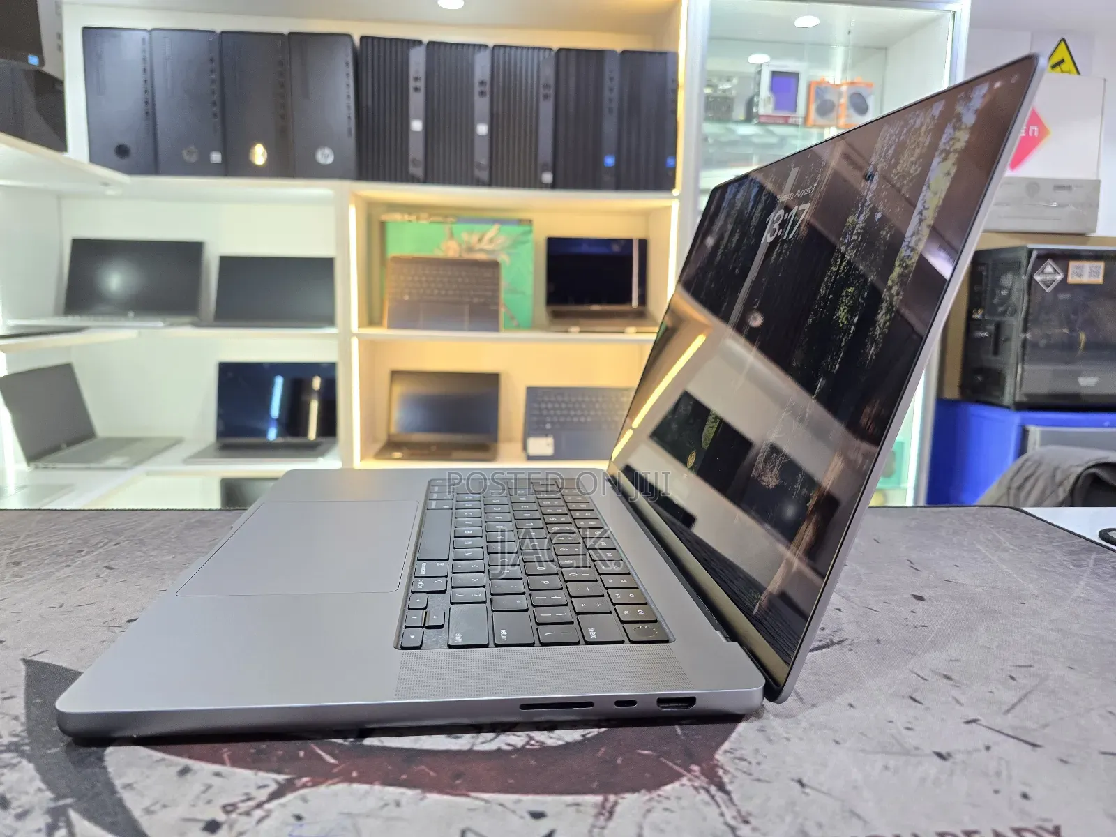 Laptop Apple MacBook Pro 2023 M3 Pro 16-inch 16GB Apple M2 SSD 512GB