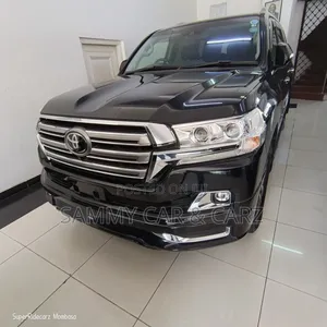 Toyota Land Cruiser 4.6 V8 AX 2017 Black