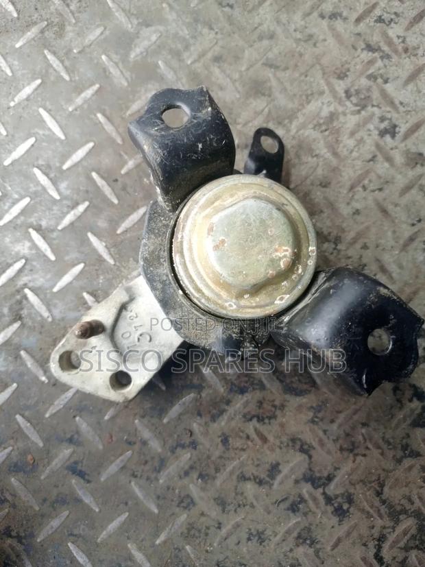 Engine Mount Nze - thumbnail 2