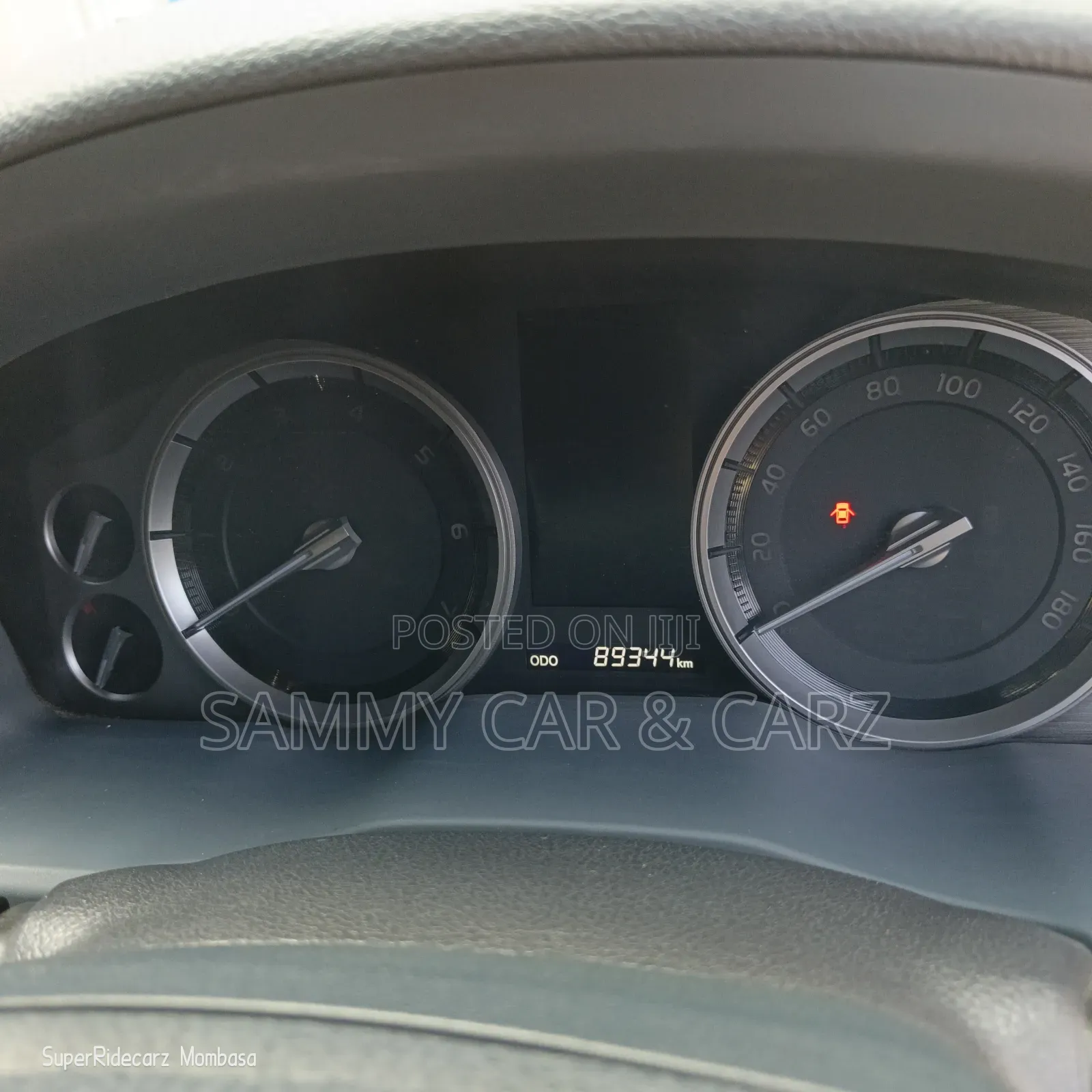 Toyota Land Cruiser 4.6 V8 ZX 2017 White