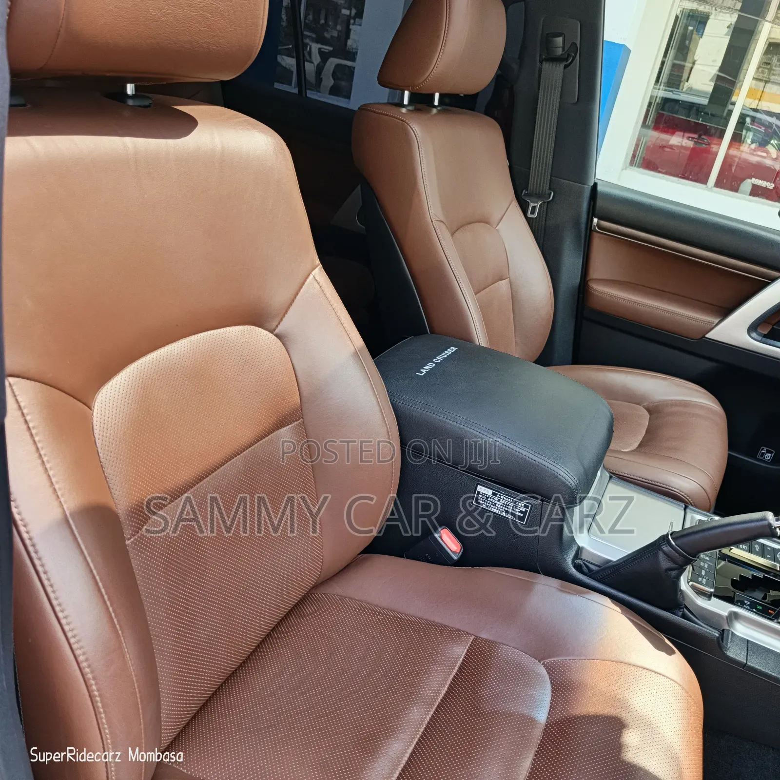 Toyota Land Cruiser 4.6 V8 ZX 2017 White