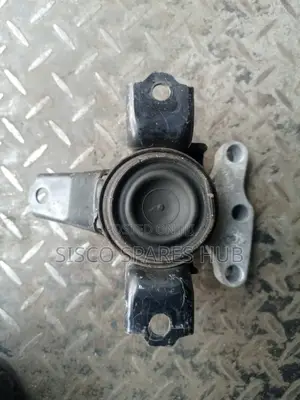 Engine Mounting Wagon R