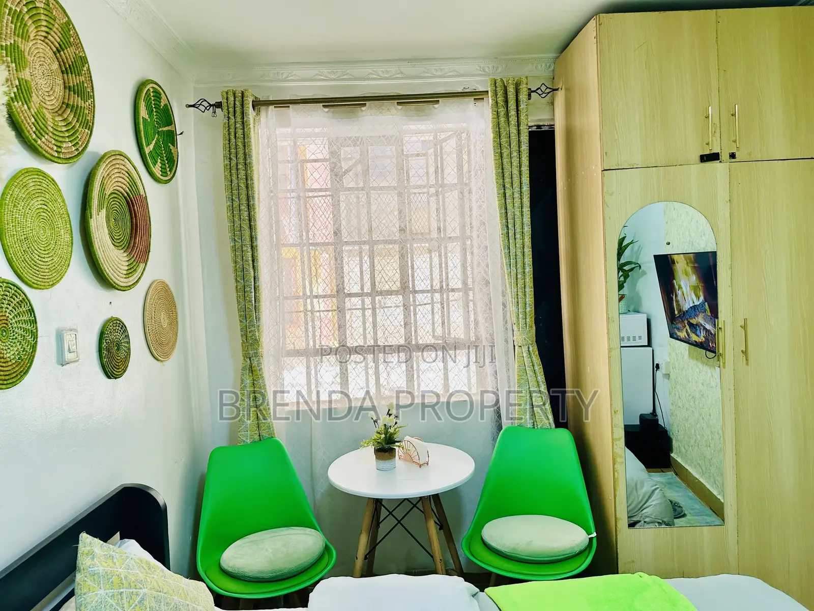 Sunny Studio Stay at TRM Drive, Roysambu